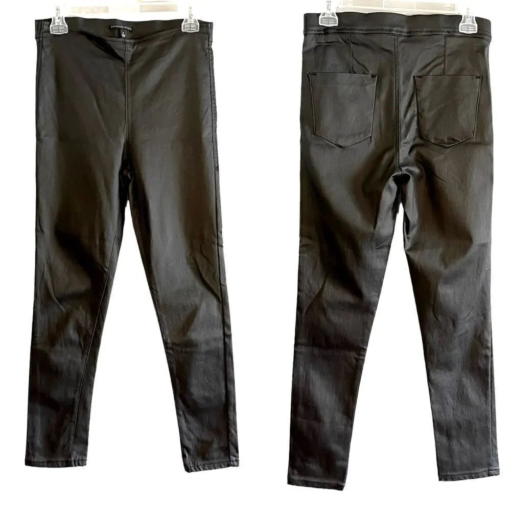 Signature Studio Black Coated Leggings | SZ 8